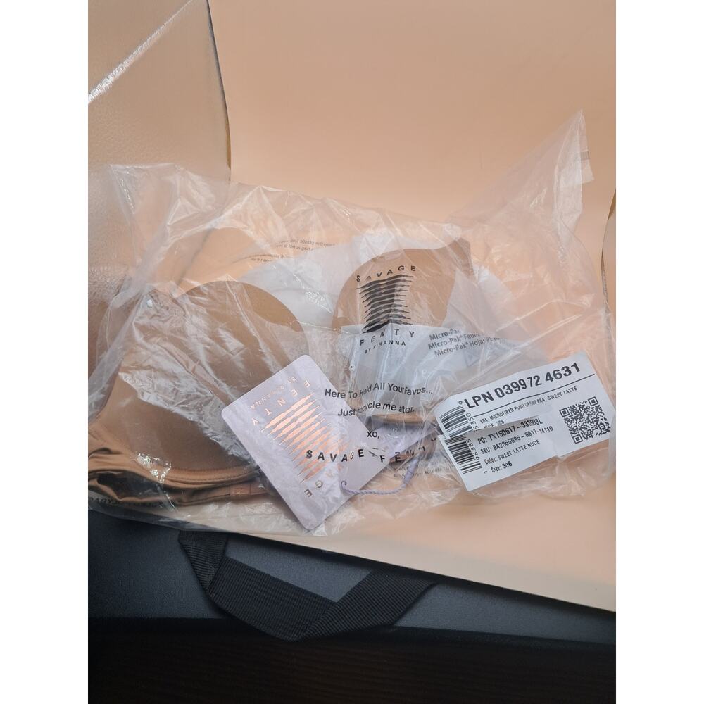 Savage Fenty X By Rhianna Microfiber Bra push up plunge sweet latte nude 30B